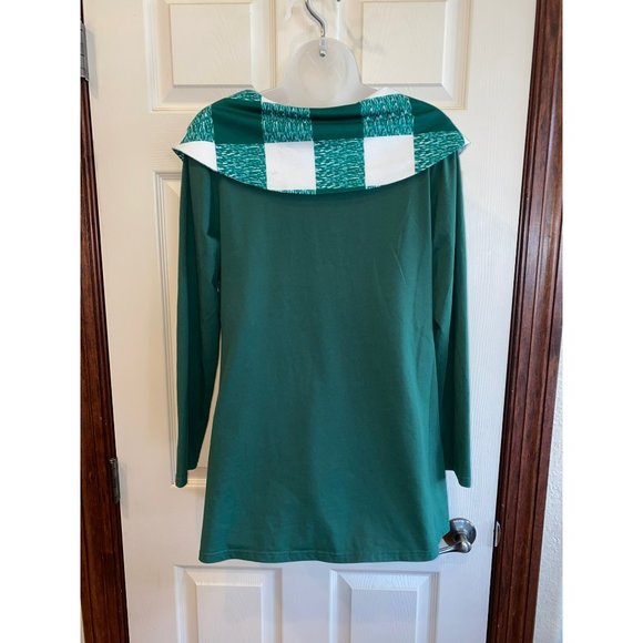 New Ladies Holiday Asymmetrical Button Front Top Size Medium - Picture 4 of 6